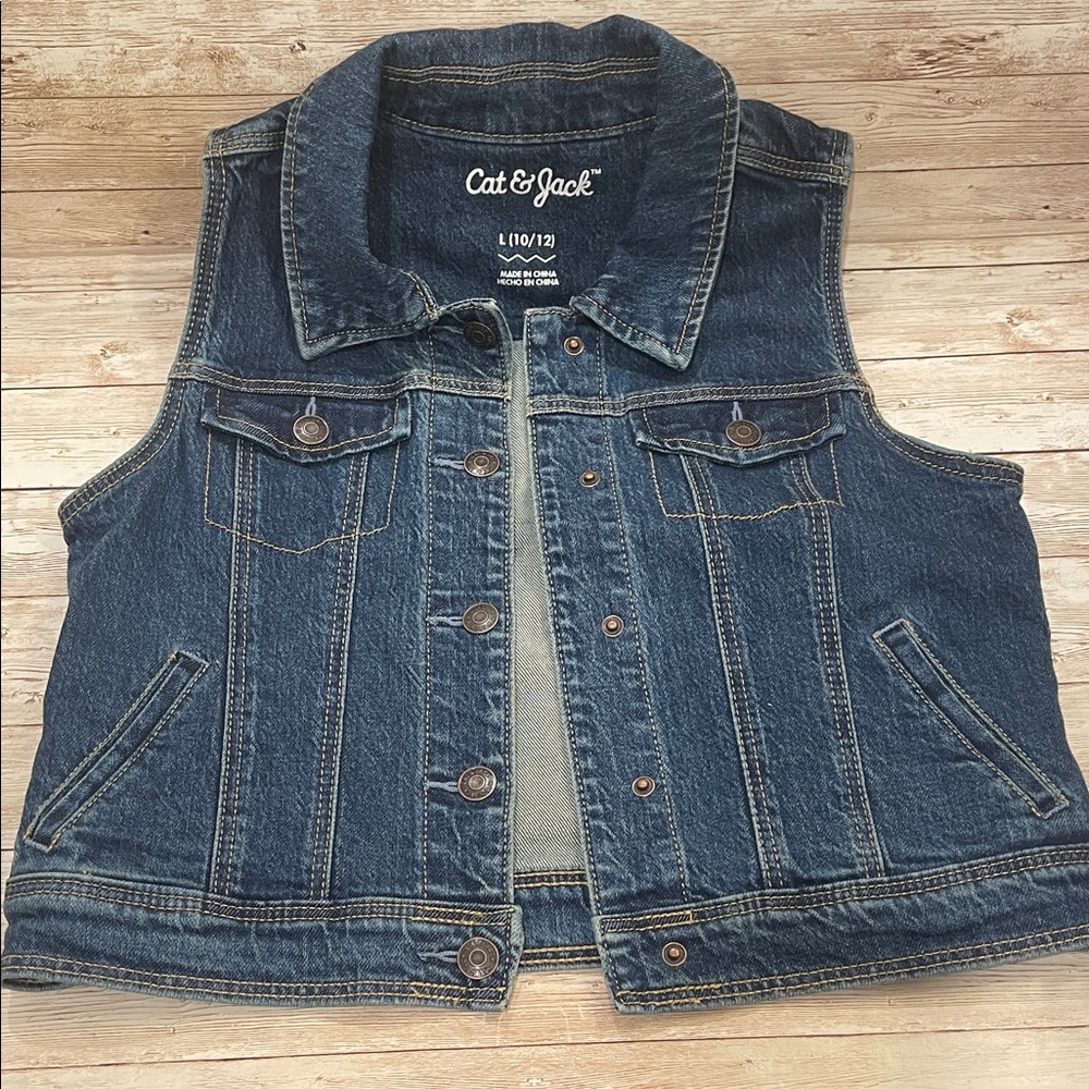 Cat & Jack Blue Denim Vest Preloved Size 10/12 Youth Snap Buttons‎